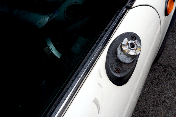 abgebrochener Seitenspiegel