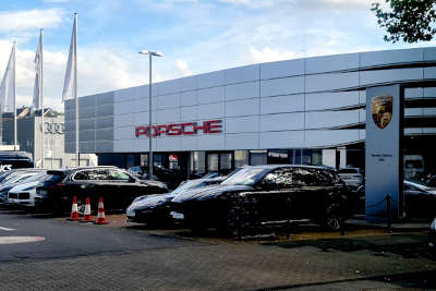 Porsche Zentrum Köln Außenansicht